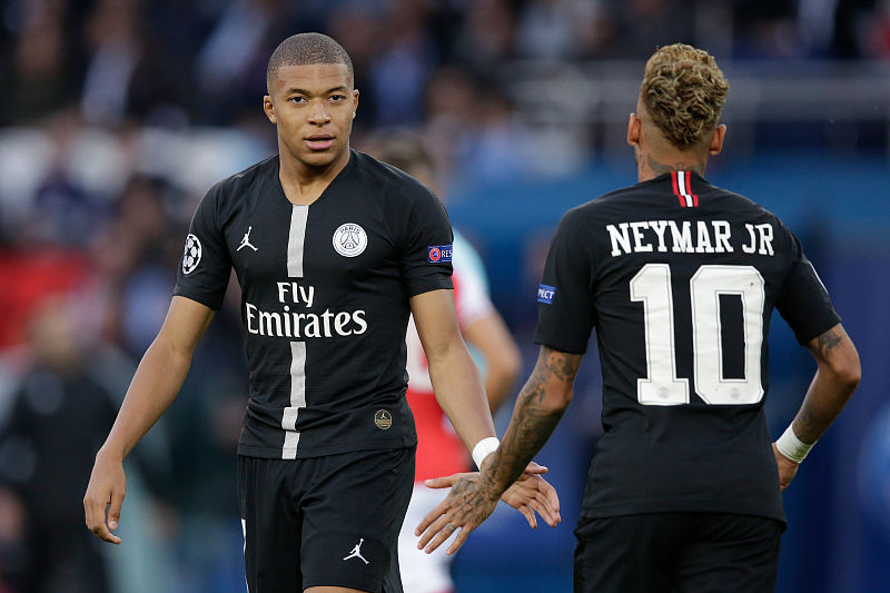 上仍显示出 上仍显示出