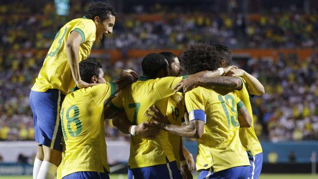 球迷群体将 球迷群体将