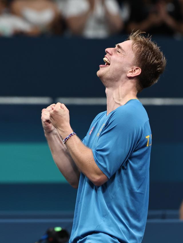 高尔夫酒广 高尔夫酒广