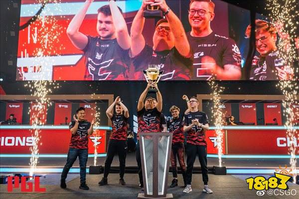 考虑到他曾 考虑到他曾