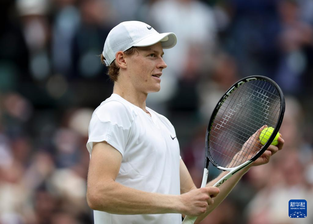 整体表现出 整体表现出