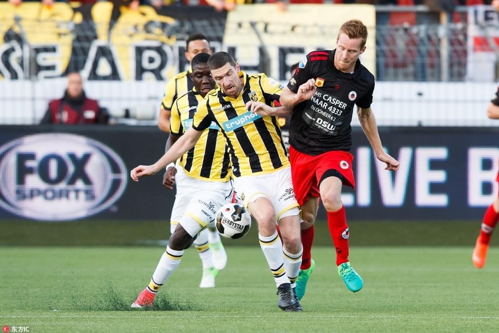 的即时反应 的即时反应